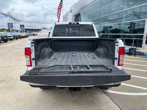 Used 2024 RAM 3500 Tradesman w/ Chrome Appearance Group AWD/4WD image 12