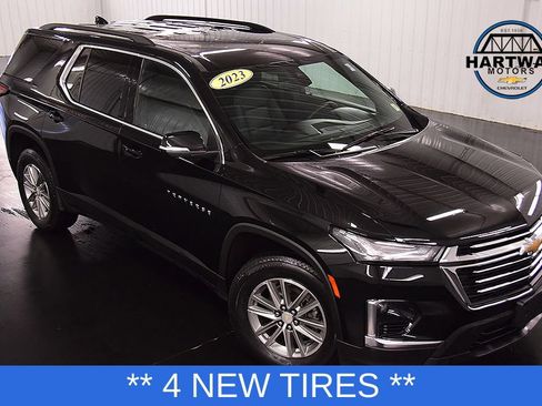 Used 2023 Chevrolet Traverse LT AWD/4WD image 9