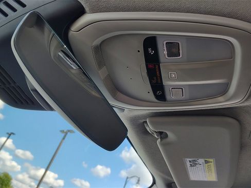 New 2026 Volvo XC40 B5 Core w/ Climate Package image 22