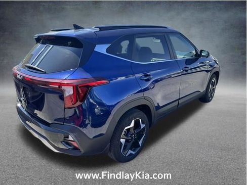 Used 2024 Kia Seltos EX FWD image 2