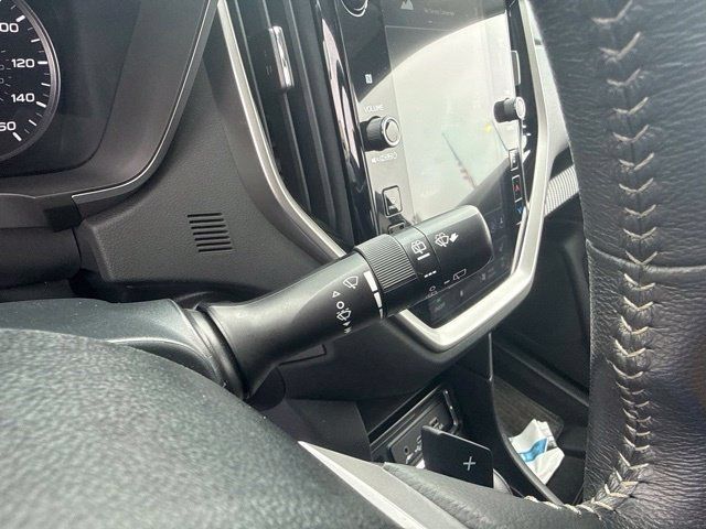 Used 2025 Subaru Ascent Premium AWD/4WD image 32