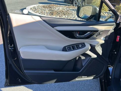 Certified 2025 Subaru Legacy Limited image 9