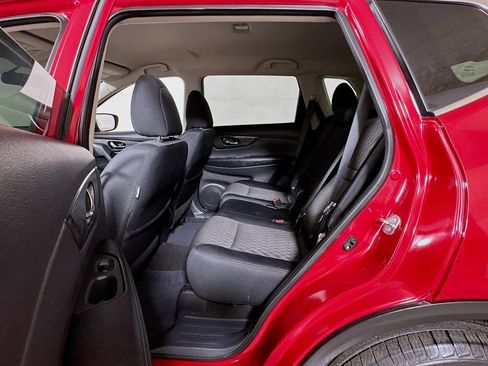 Used 2017 Nissan Rogue S w/ Appearance Package FWD image 20