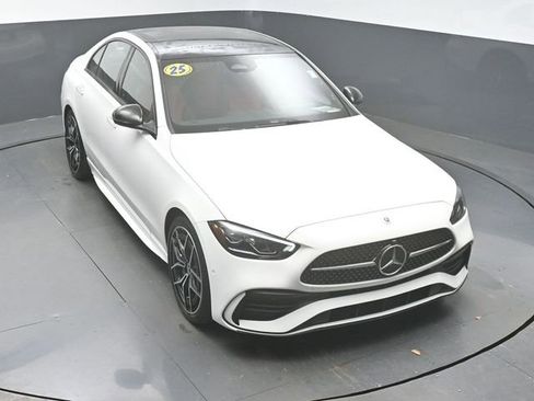 Used 2025 Mercedes-Benz C 300 Sedan image 42