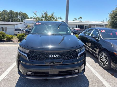 Used 2023 Kia Sorento EX FWD image 2