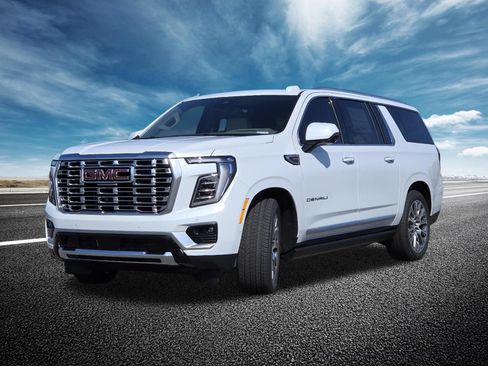 New 2026 GMC Yukon XL Denali w/ Denali Reserve Package AWD/4WD image 17