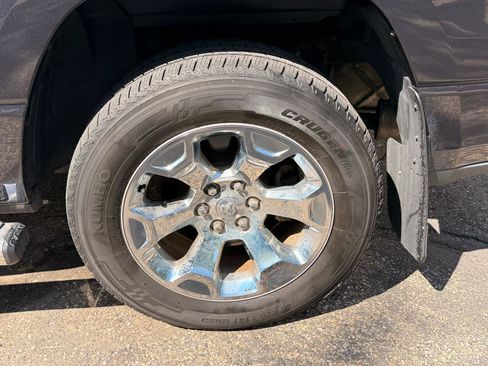 Used 2019 RAM 1500 Big Horn AWD/4WD image 12