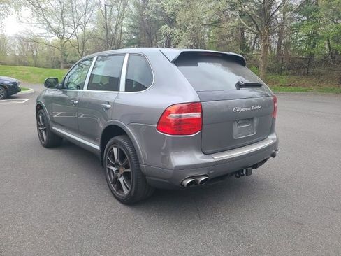 Used 2008 Porsche Cayenne Turbo image 5