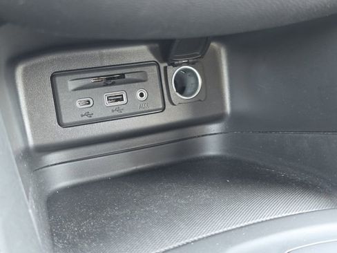 Used 2024 Chevrolet Equinox RS w/ RS Leather Package image 26