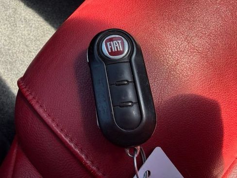 Used 2013 FIAT 500 Turbo w/ Beats Audio Pkg FWD image 8