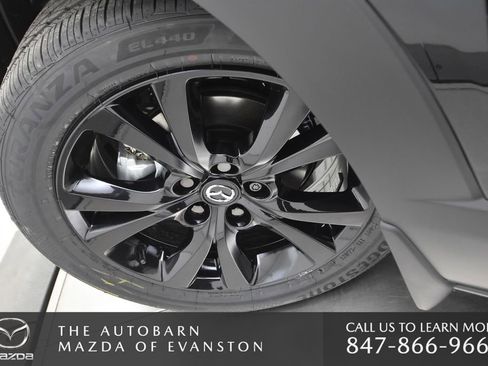 Used 2025 MAZDA CX-30 AWD 2.5 S w/ Select Sport Pkg image 32