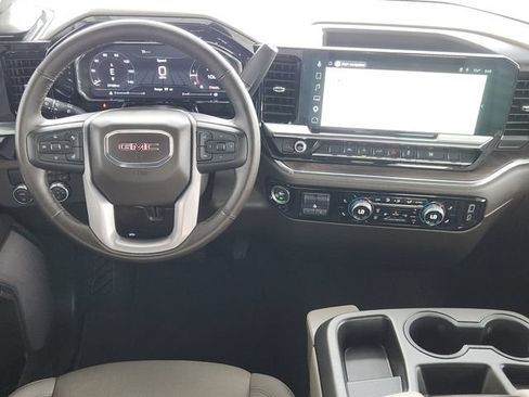 Used 2025 GMC Sierra 1500 SLT RWD image 27