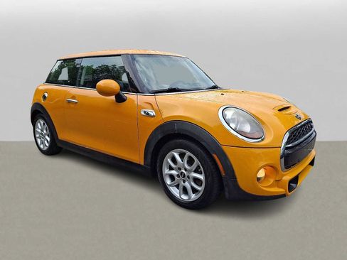 Used 2014 MINI Cooper S FWD image 3