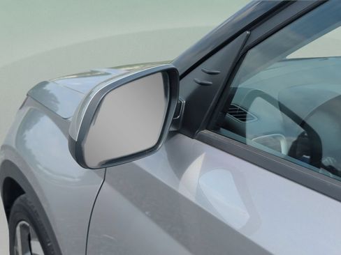 Used 2024 Hyundai Venue SEL FWD image 10