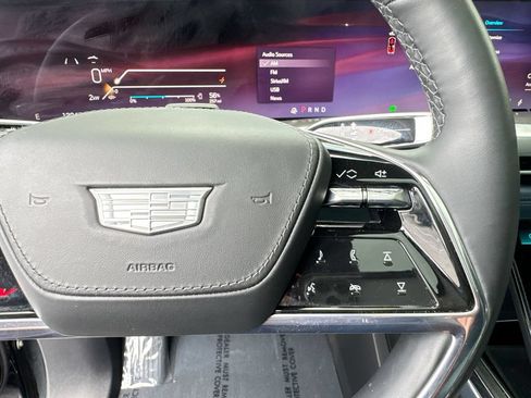 Used 2025 Cadillac Escalade IQ Sport 2 AWD/4WD image 18
