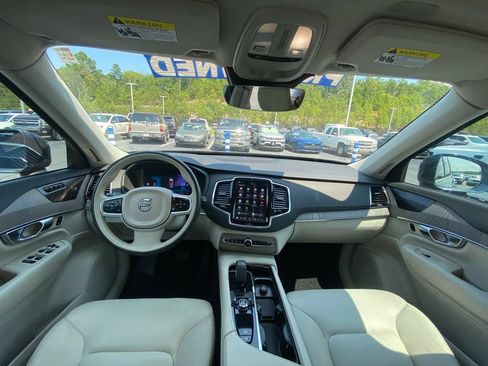 Used 2023 Volvo XC90 B6 Plus w/ Protection Package Premier AWD/4WD image 24
