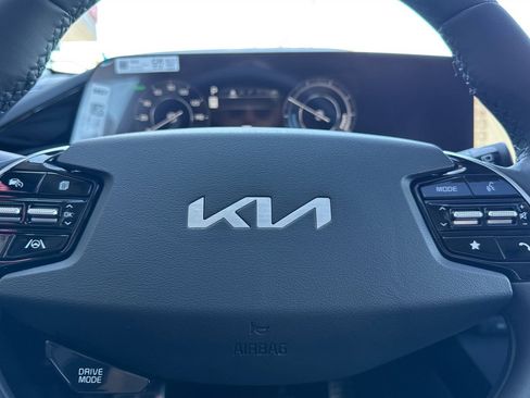 New 2026 Kia Niro Wave image 24