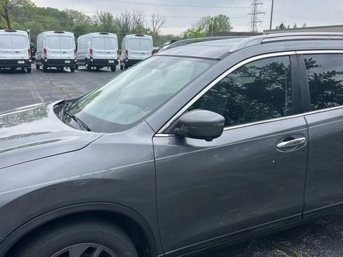 Used 2016 Nissan Rogue SL w/ SL Premium Package AWD/4WD image 2