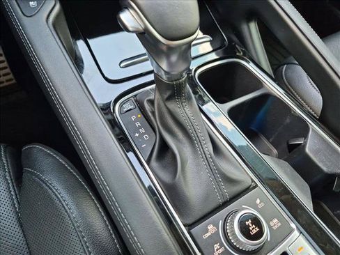 Used 2021 Kia Telluride SX w/ Nightfall Edition Package AWD/4WD image 12