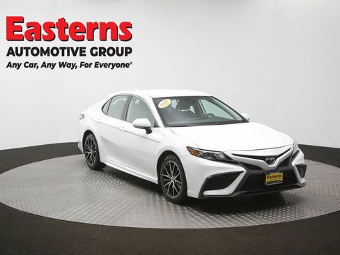 Used 2024 Toyota Camry SE FWD image 44