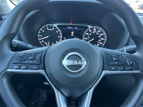 Used 2025 Nissan Sentra SV image 26