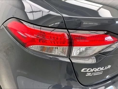 Used 2023 Toyota Corolla LE w/ LE Premium Package FWD image 27