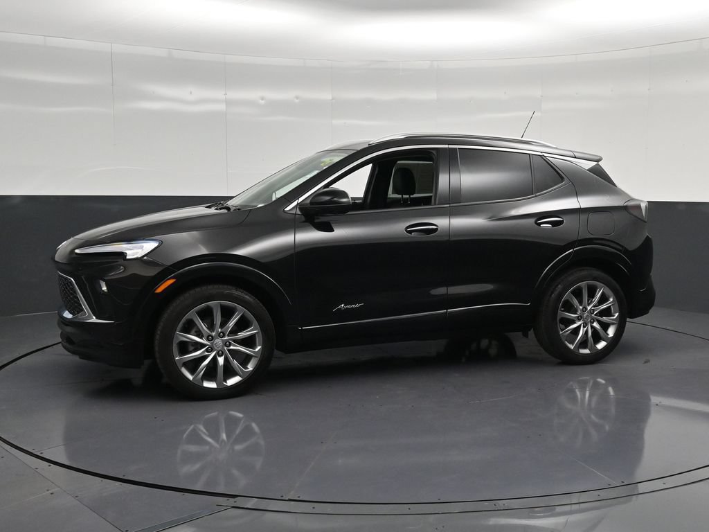 Used 2024 Buick Encore GX Avenir w/ Avenir Technology Package FWD image 7