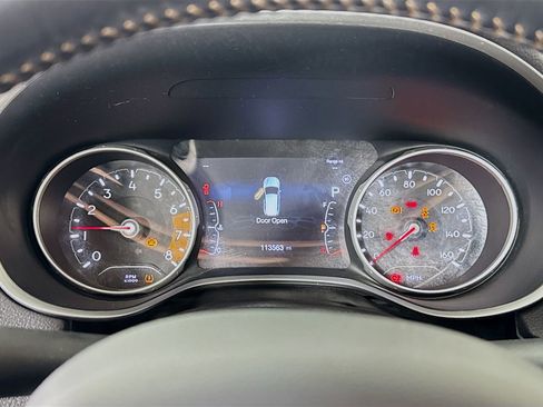 Used 2018 Jeep Compass Latitude w/ Popular Equipment Group AWD/4WD image 14