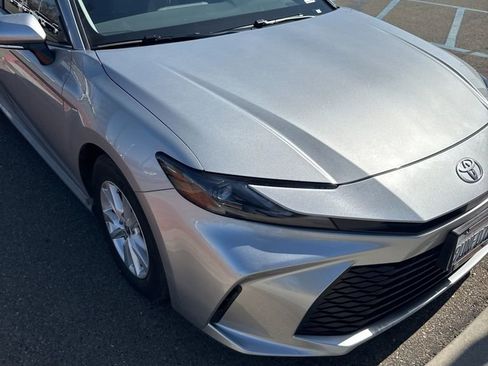 Used 2025 Toyota Camry LE w/ Convenience Package image 1