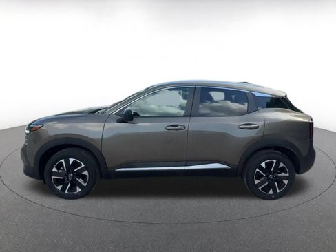 Used 2026 Nissan Kicks SV w/ Cold Weather Package AWD/4WD image 8
