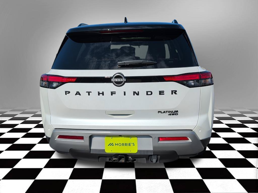 Used 2025 Nissan Pathfinder Platinum w/ Black Appearance Package AWD/4WD image 9