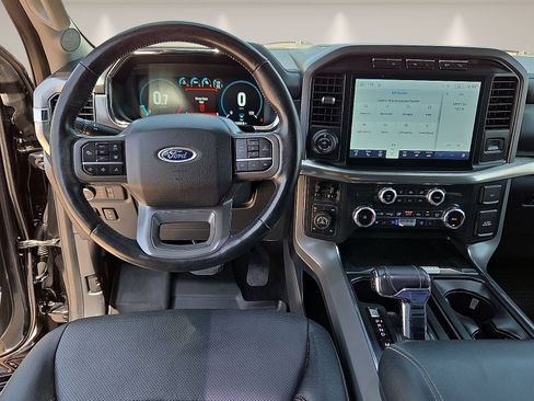 Used 2022 Ford F150 Lariat w/ Equipment Group 502A High AWD/4WD image 12