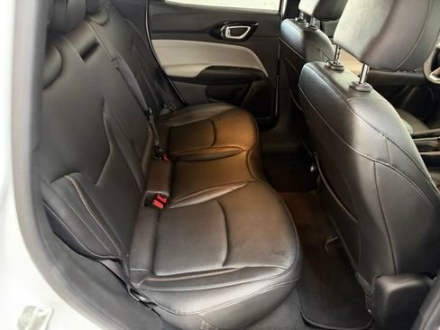 Certified 2024 Jeep Compass Limited AWD/4WD image 44