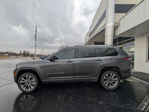 Used 2023 Jeep Grand Cherokee L Overland image 6