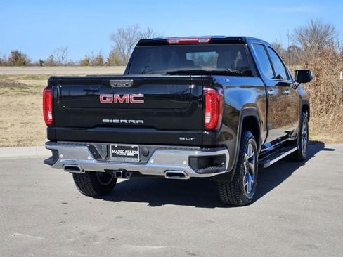 New 2026 GMC Sierra 1500 SLT w/ SLT Premium Package image 4