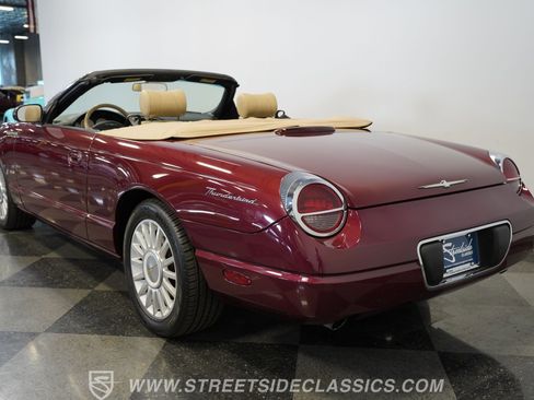 Used 2004 Ford Thunderbird image 9