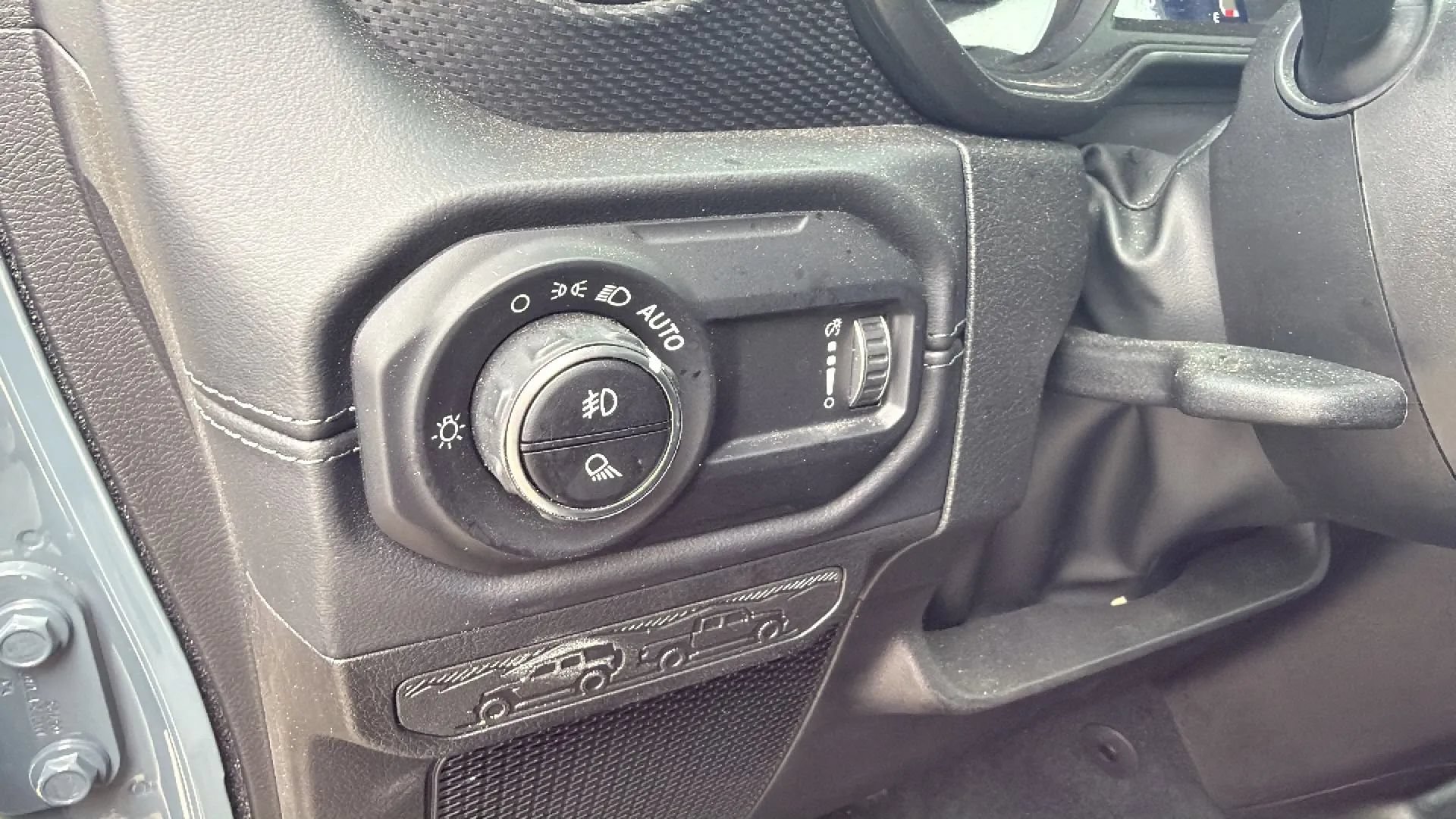 Used 2026 Jeep Gladiator Mojave AWD/4WD image 19