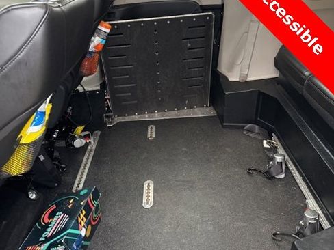 Used 2020 Chrysler Voyager Lxi image 3