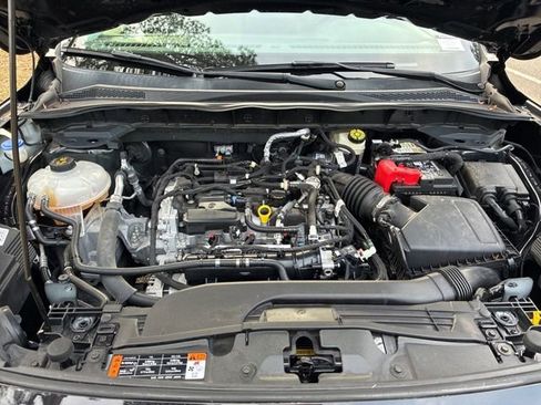 Used 2022 Ford Escape SE w/ SE Sport Appearance Package image 19