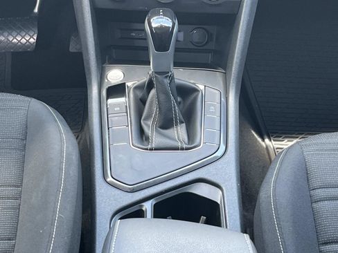 Used 2023 Volkswagen Tiguan S FWD image 13