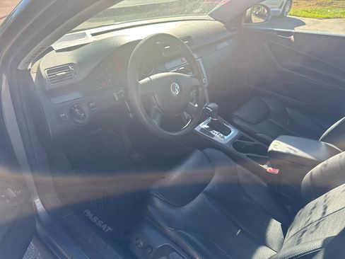 Used 2007 Volkswagen Passat 2.0T image 9