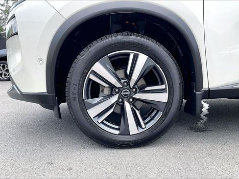 Used 2023 Nissan Rogue SL w/ SL Premium Package AWD/4WD image 7