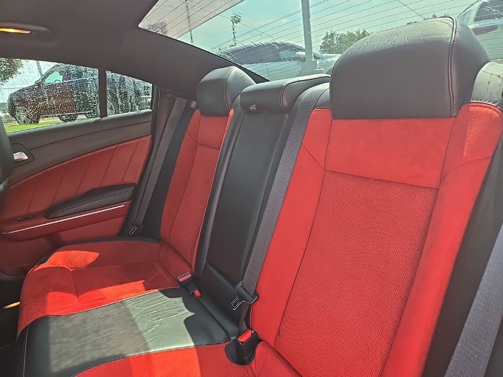 Used 2022 Dodge Charger Scat Pack w/ Dynamics Package RWD image 33