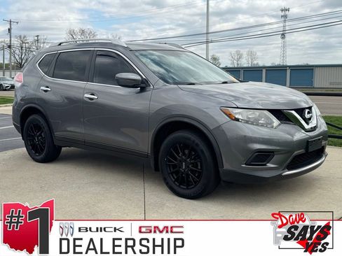 Used 2016 Nissan Rogue S w/ Appearance Package image 1
