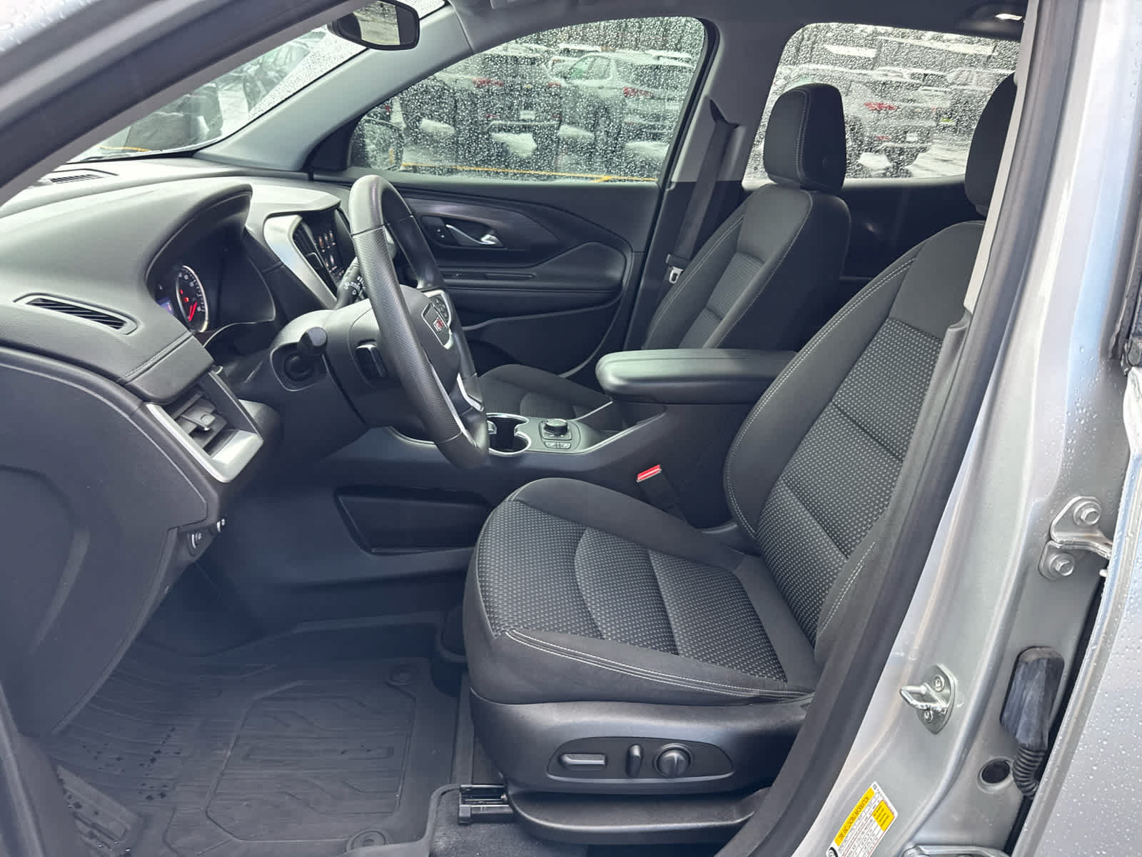 Certified 2022 GMC Terrain SLE w/ Driver Convenience Package AWD/4WD image 17