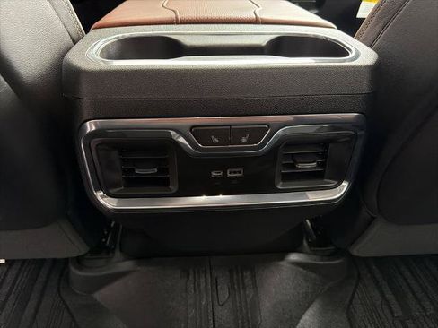 Used 2023 GMC Sierra 1500 Denali Ultimate AWD/4WD image 38