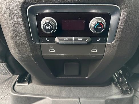 Used 2021 Chevrolet Tahoe Premier image 30