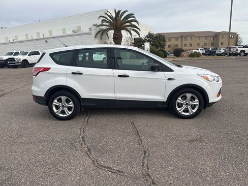 Used 2015 Ford Escape S image 4