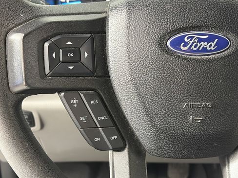 Used 2017 Ford F150 XLT w/ Trailer Tow Package image 17