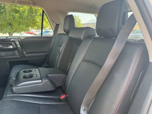 Used 2024 Toyota 4Runner TRD Off-Road Premium AWD/4WD image 25